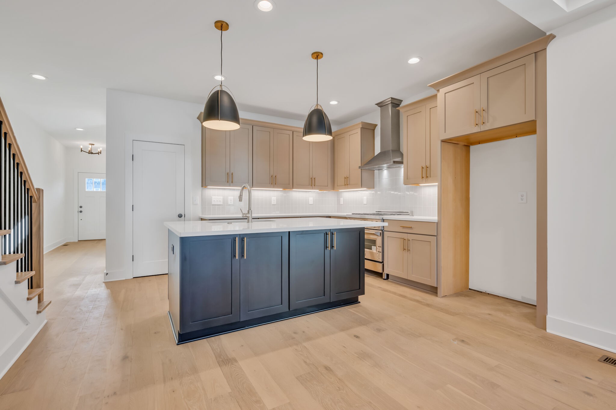 6112 Pennsylvania Ave Unit: B