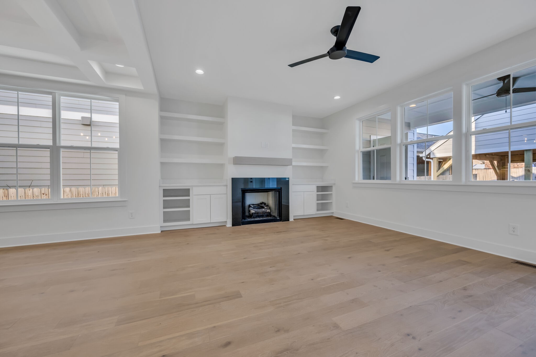 6112 Pennsylvania Ave Unit: B