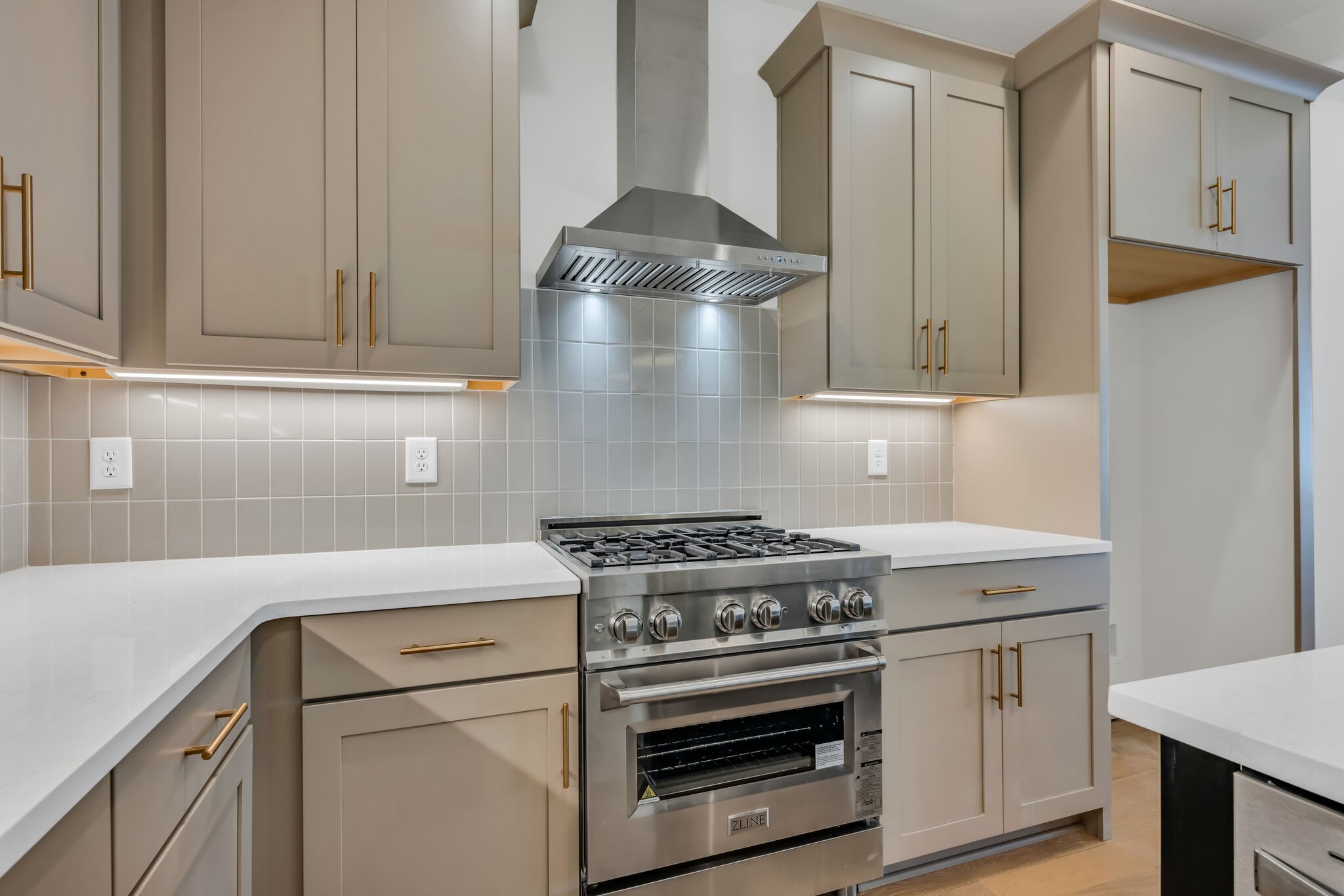 6112 Pennsylvania Ave Unit: B