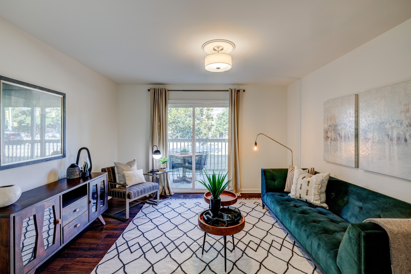 1901 18th Ave, S Unit: 104