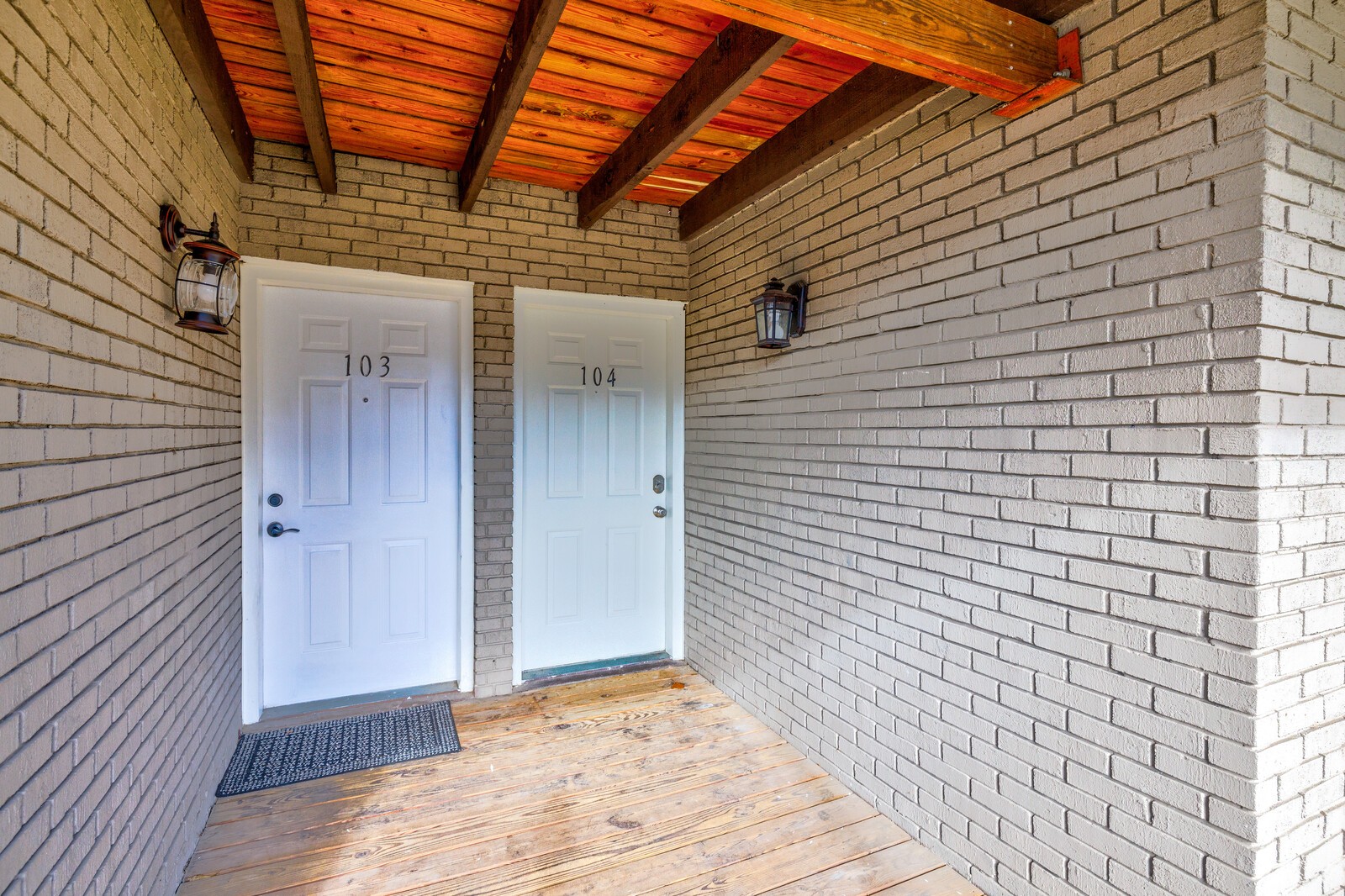 1901 18th Ave, S Unit: 104