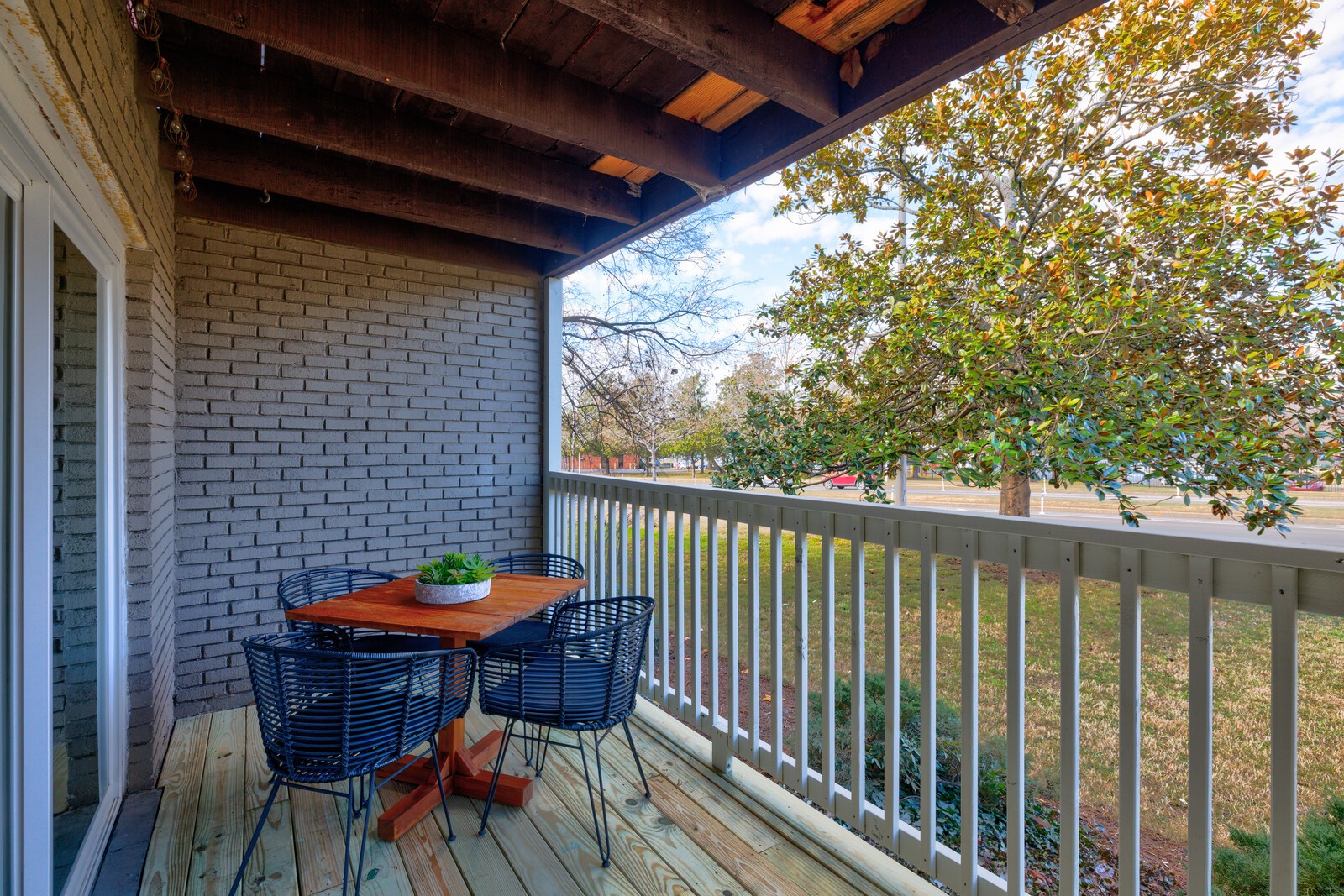 1901 18th Ave, S Unit: 104