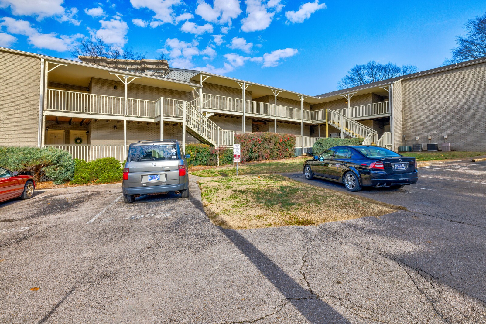 1901 18th Ave, S Unit: 104