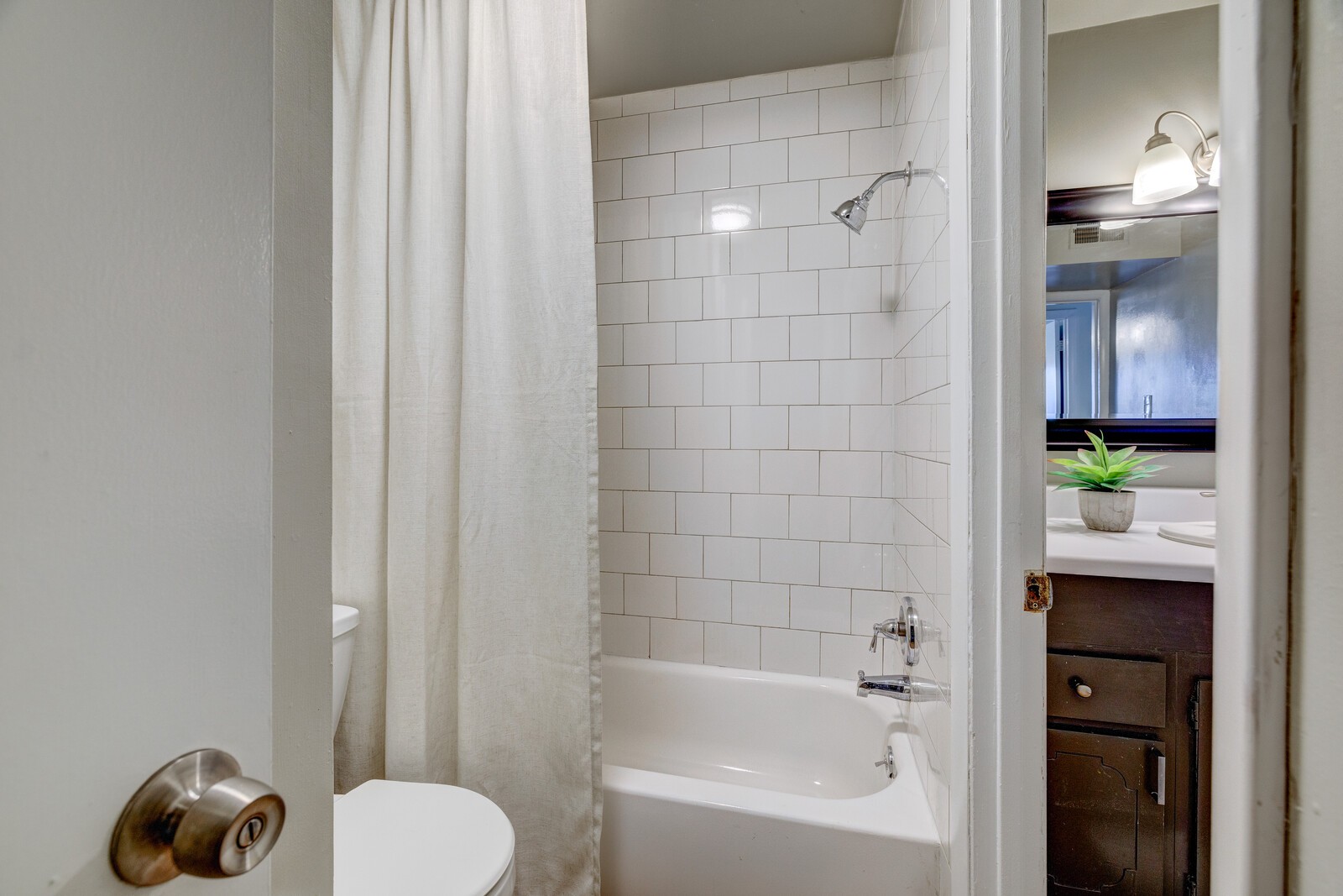 1901 18th Ave, S Unit: 104