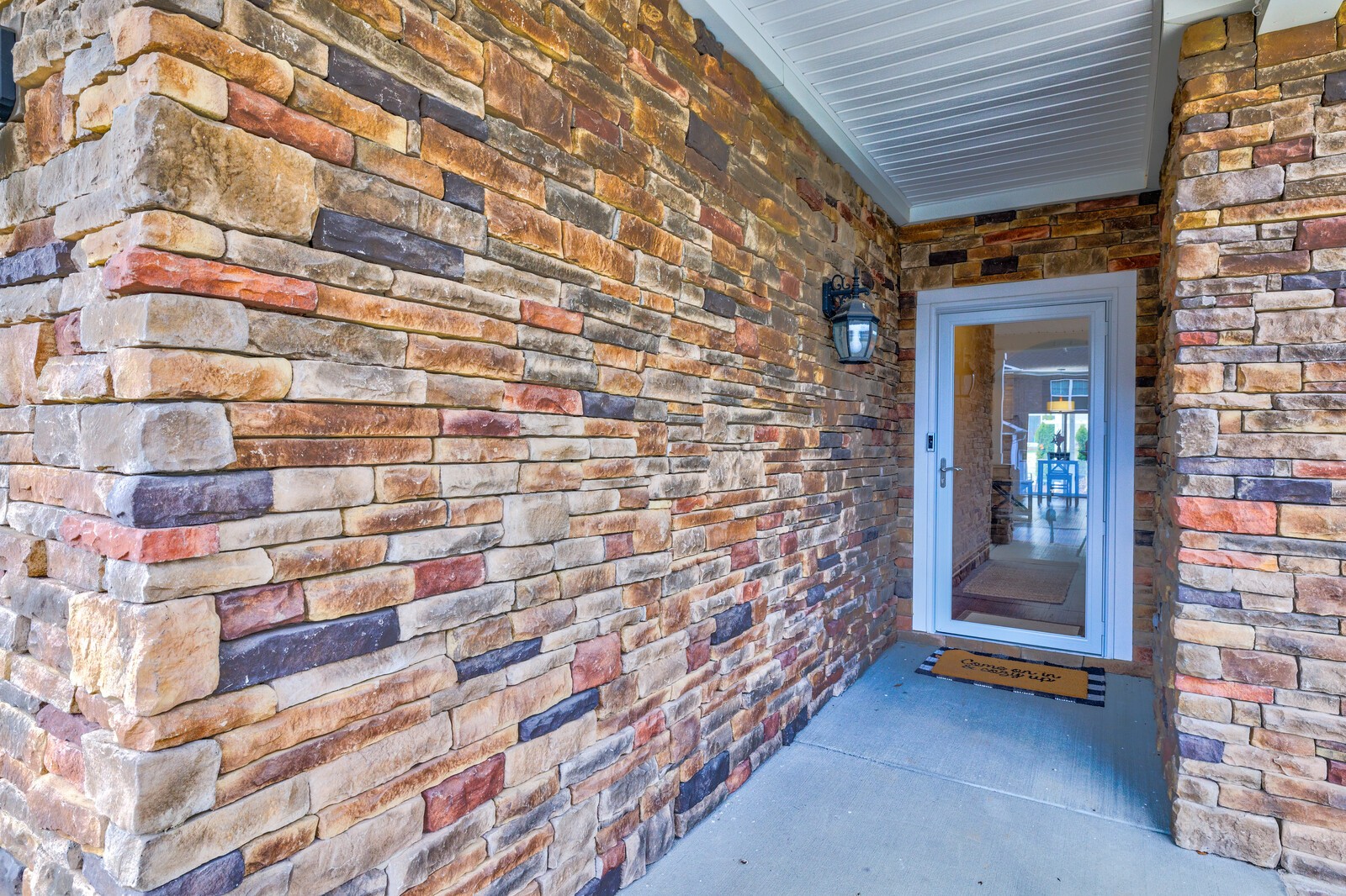 1720 Stonewater Dr