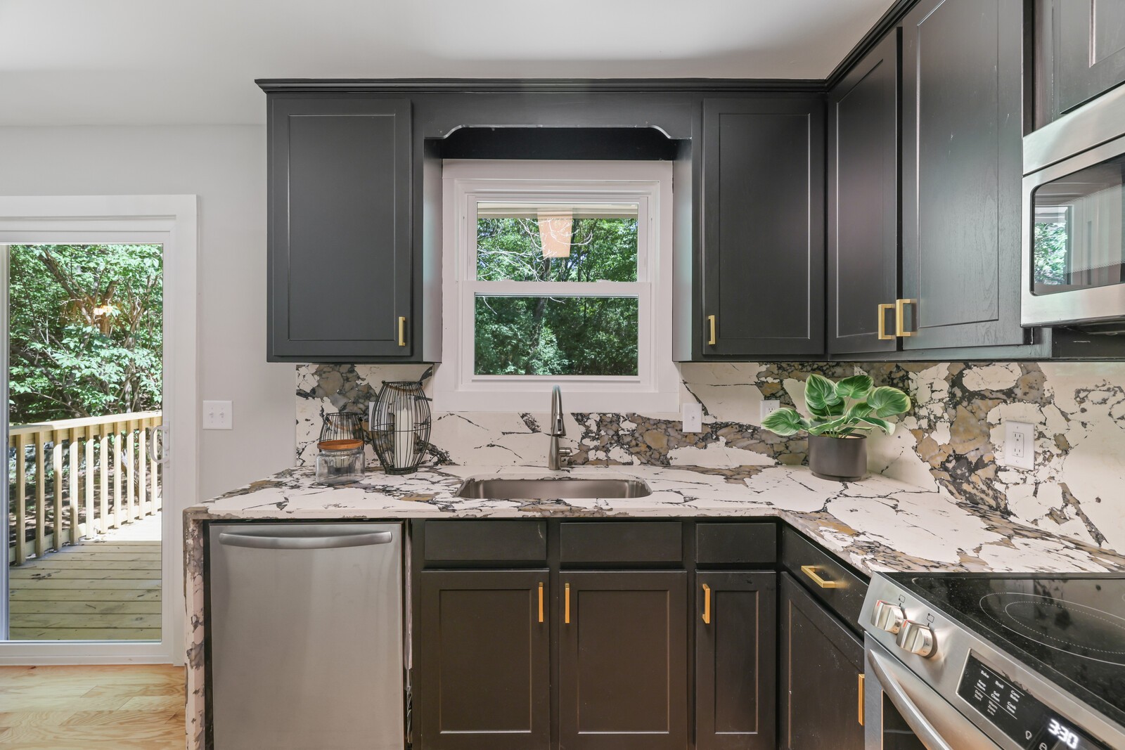 5735 Knob Rd Unit: A