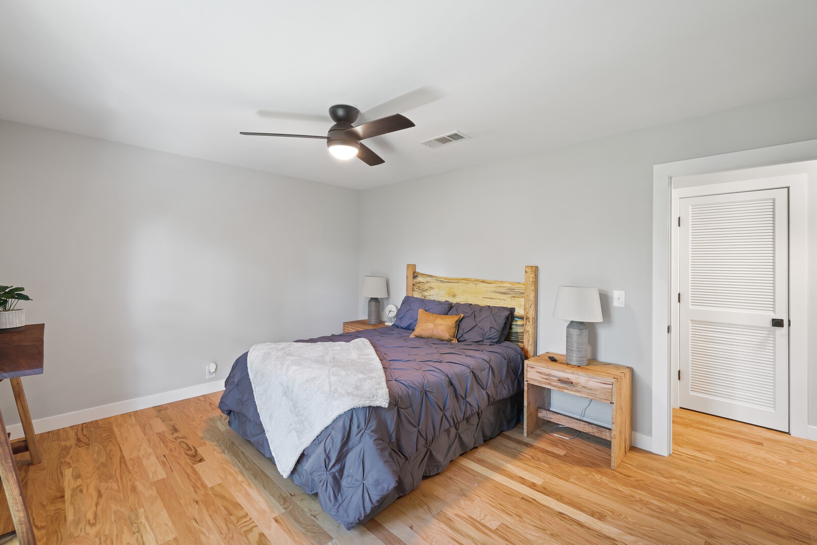 5735 Knob Rd Unit: A