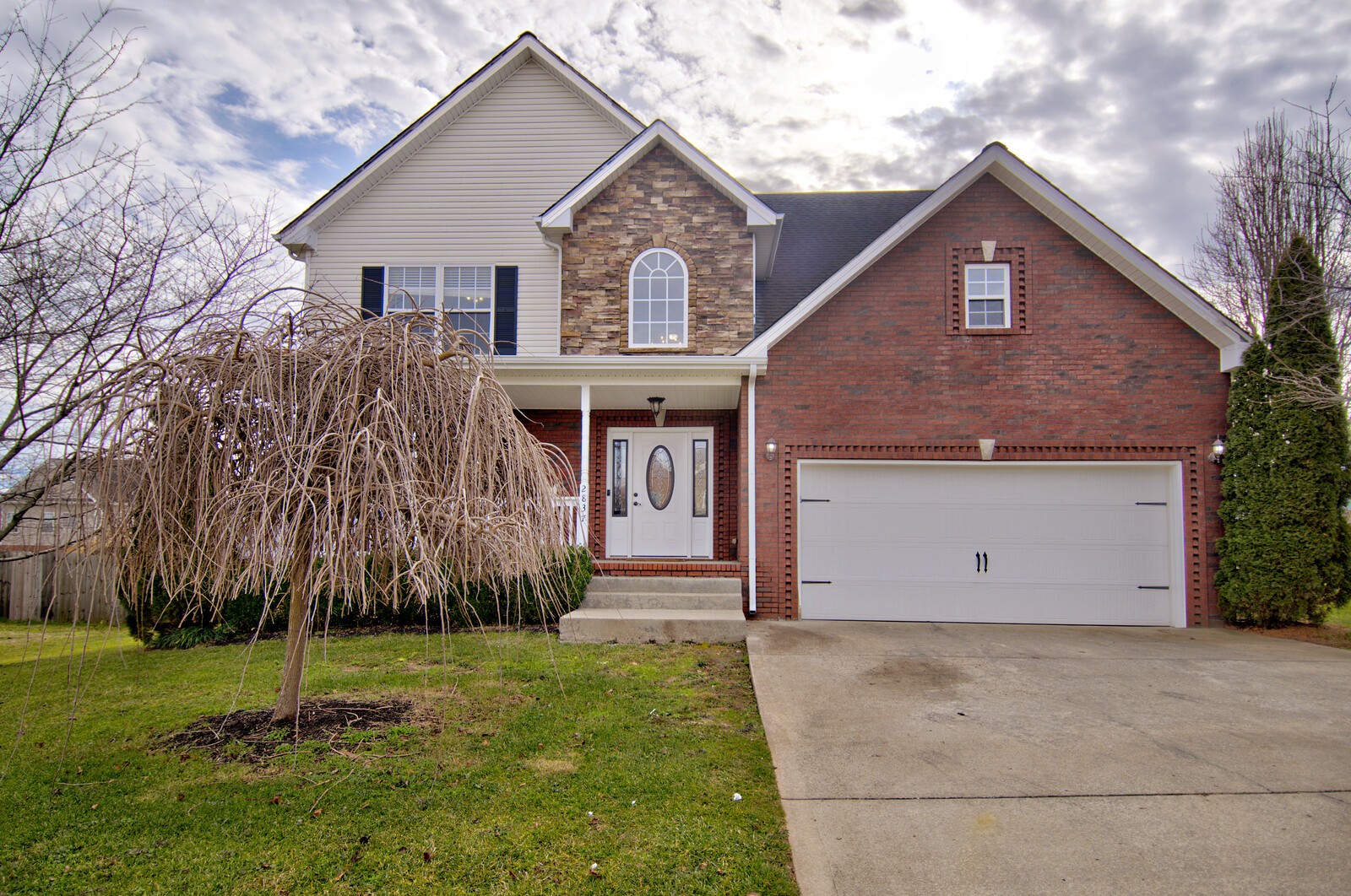 2837 Brewster Dr