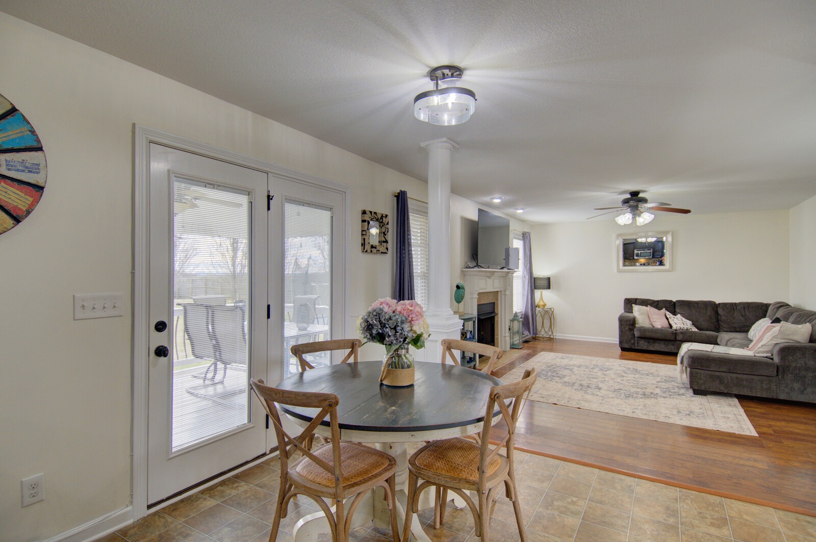 2837 Brewster Dr