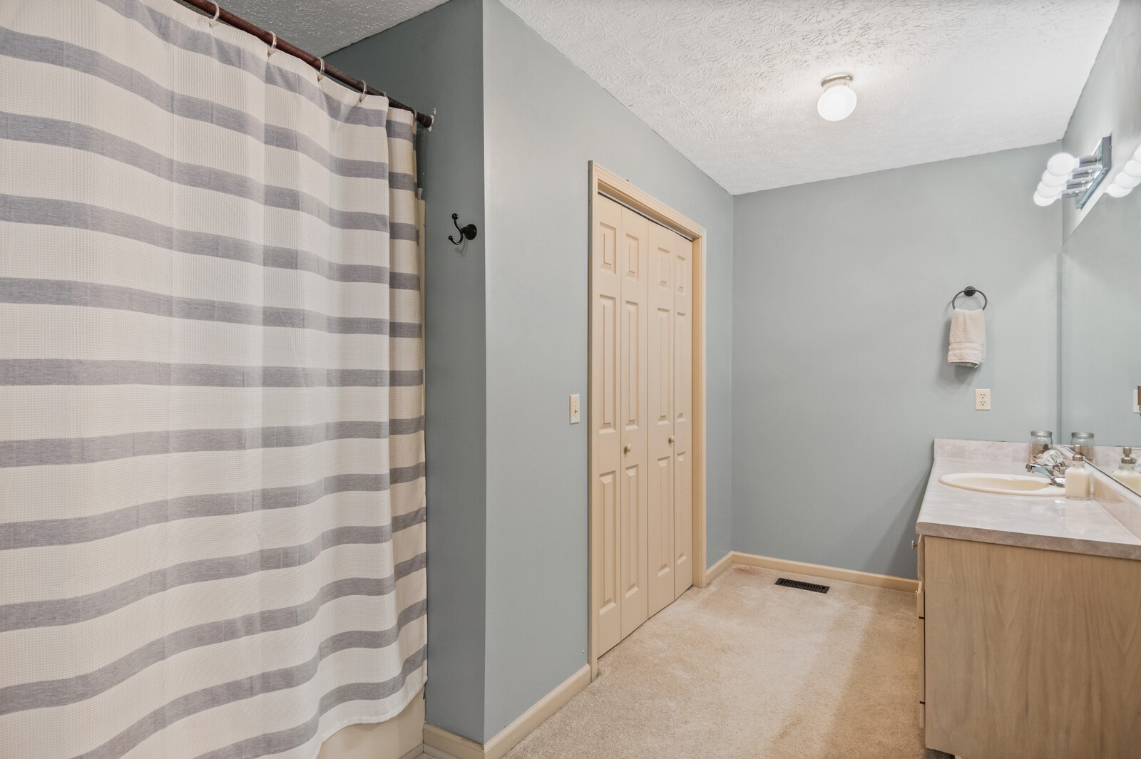 100 Winchester Ct