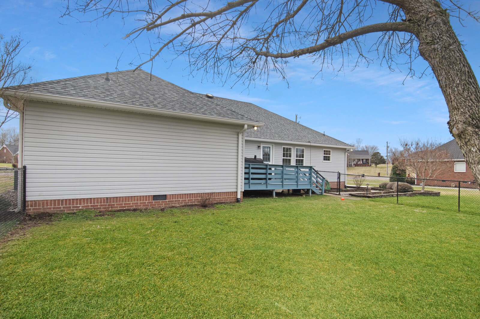 100 Winchester Ct