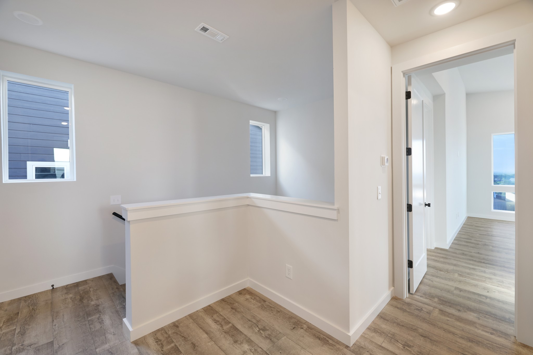 216 Walnutwood Ln
