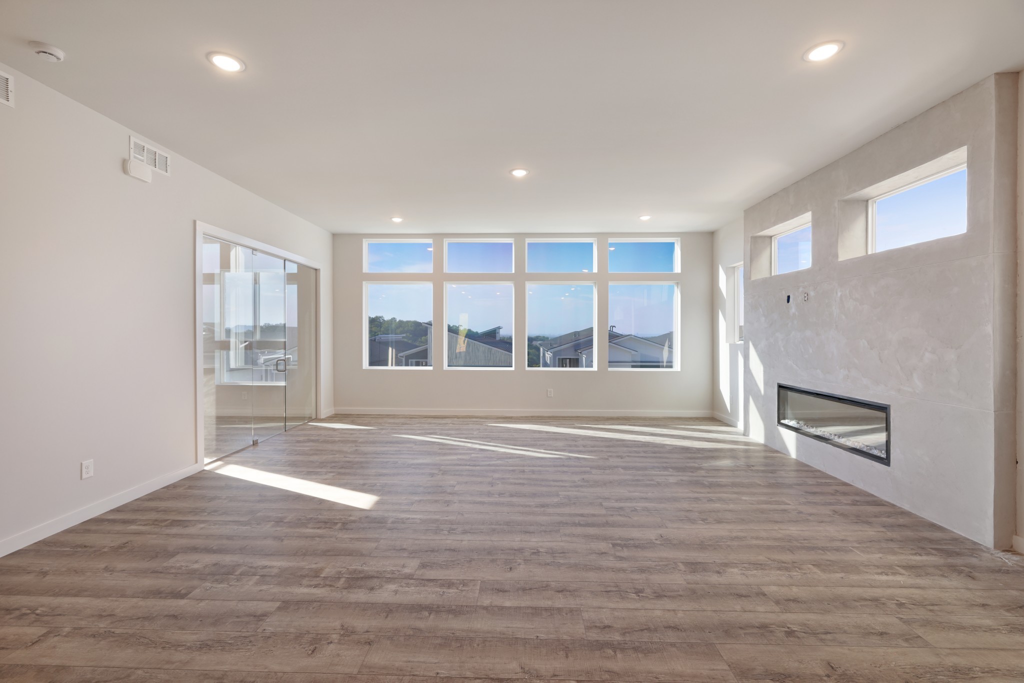 216 Walnutwood Ln