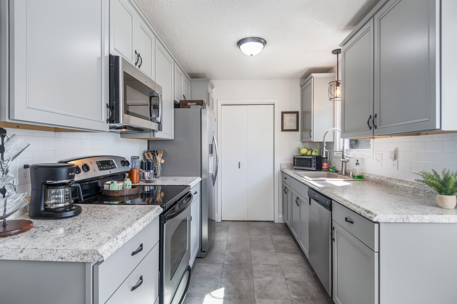 3456 Sandpiper Dr