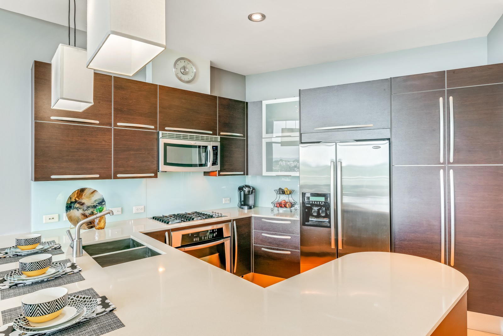 700 12th Ave, S Unit: 1207