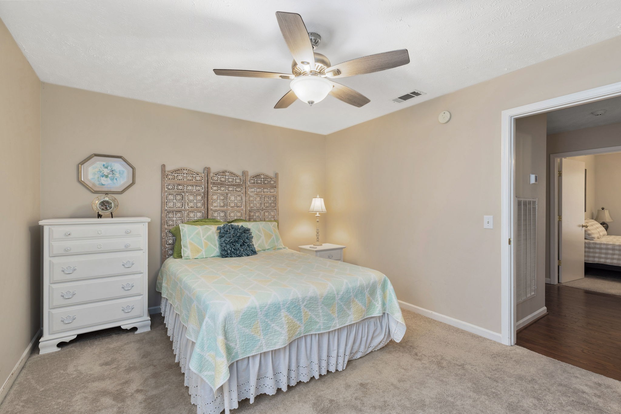 1223 Akins Ridge Dr