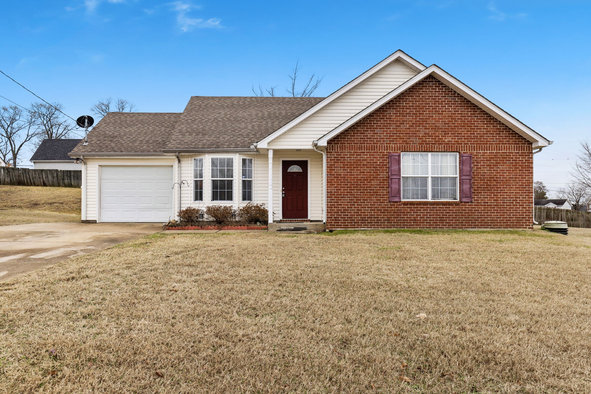 1223 Akins Ridge Dr