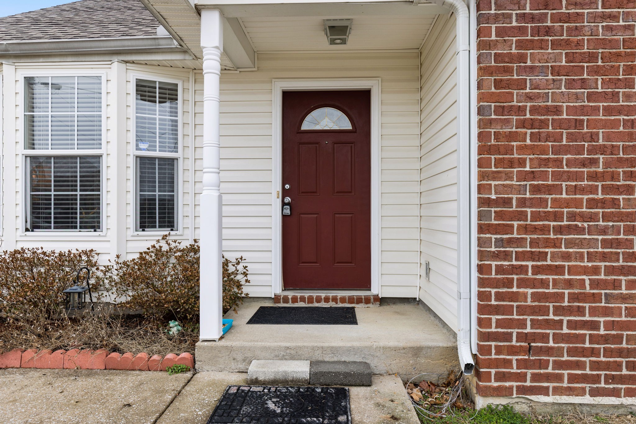 1223 Akins Ridge Dr