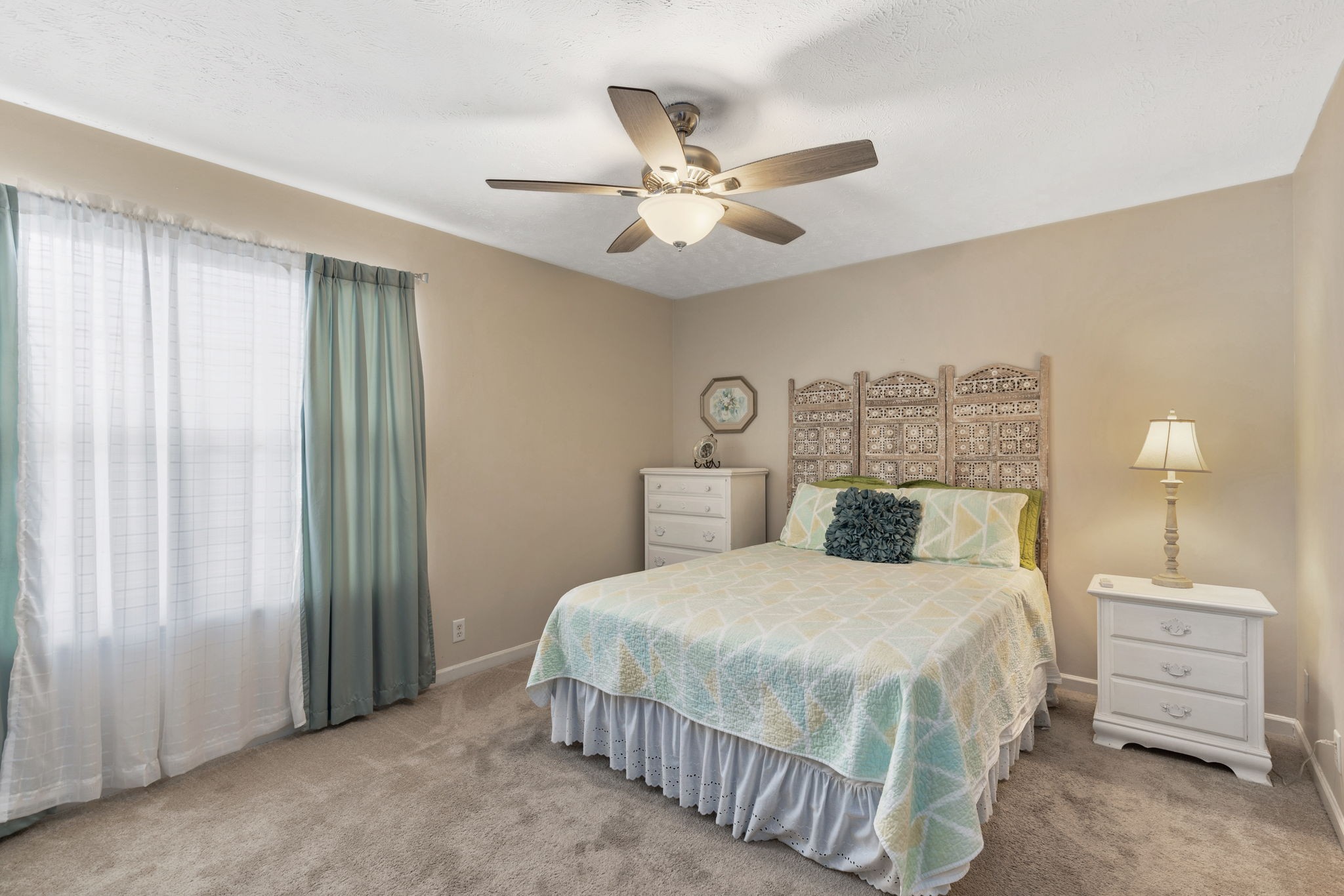 1223 Akins Ridge Dr