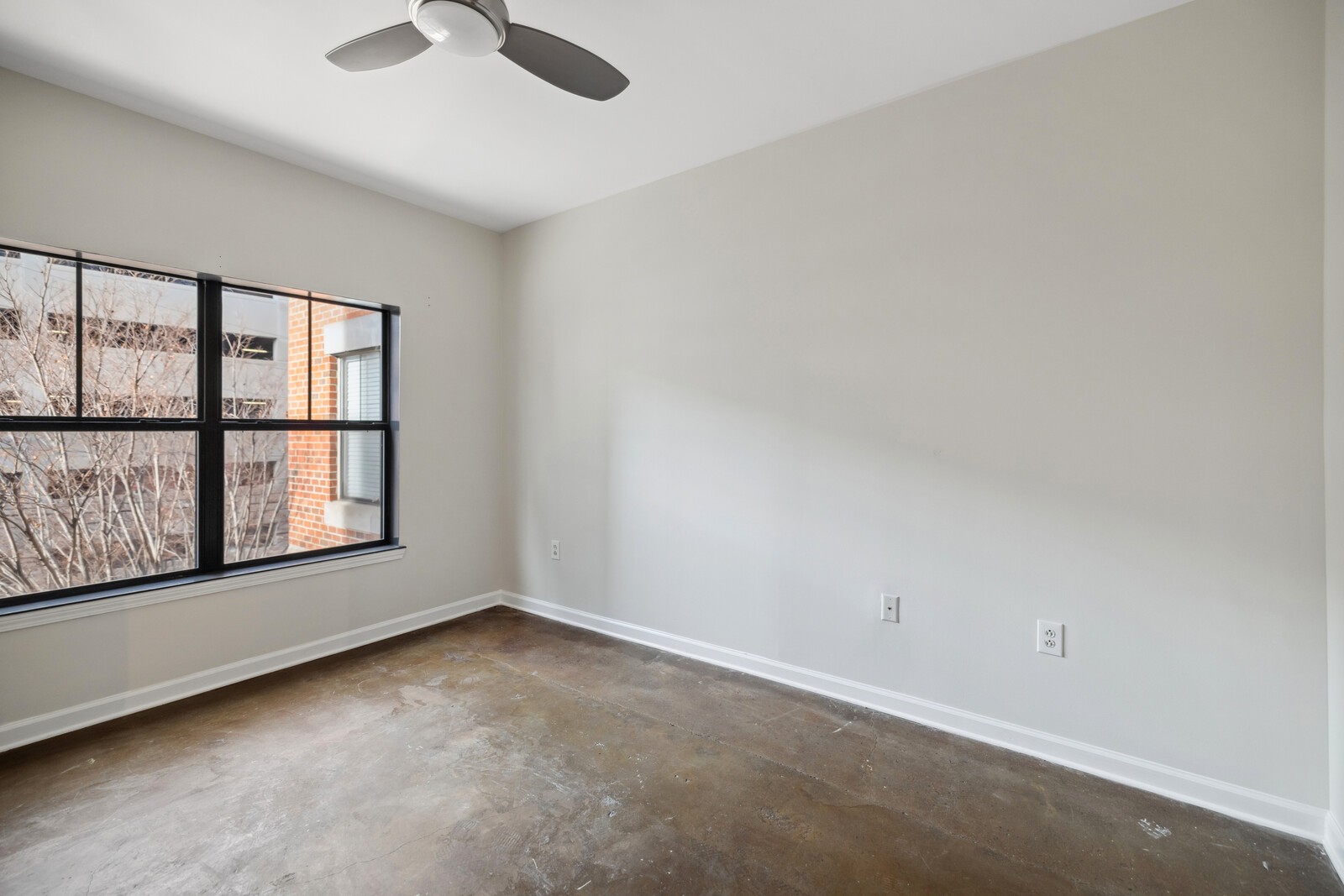 1803 Broadway Unit: 307
