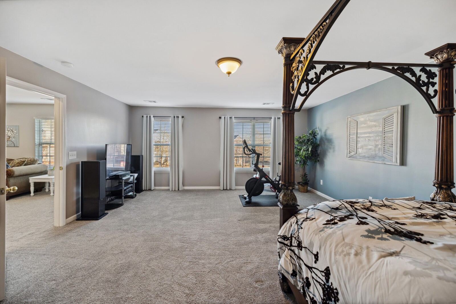 4005 Lattigo Ct