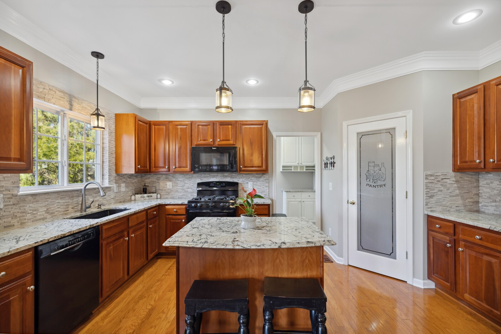 4005 Lattigo Ct