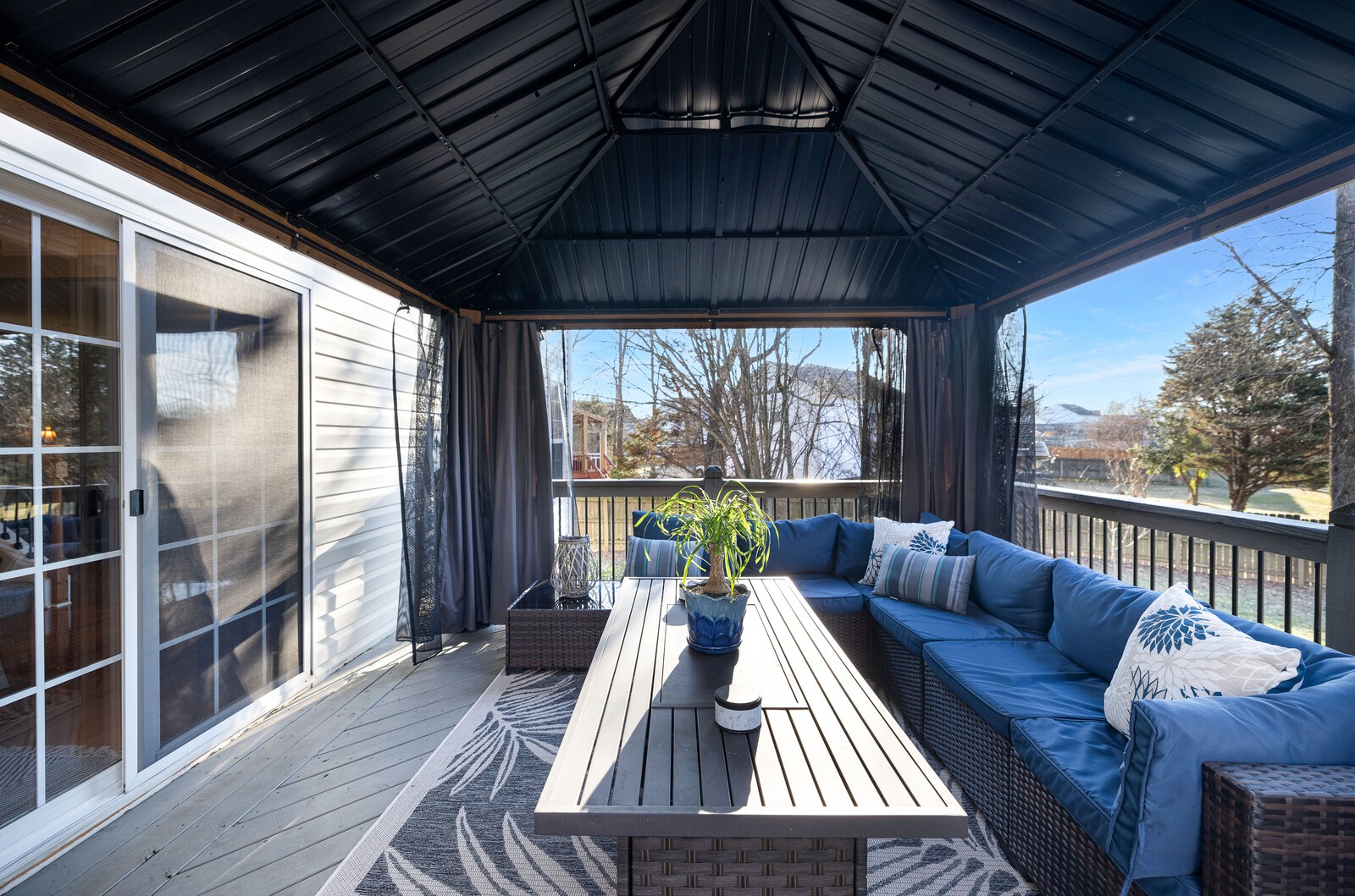 4005 Lattigo Ct