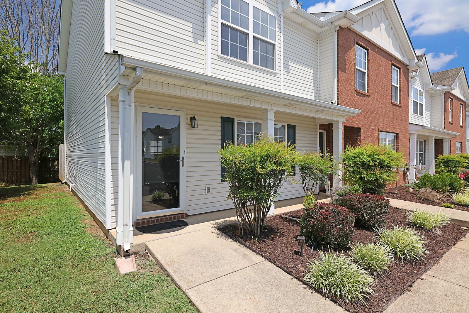 378 Arapaho Dr