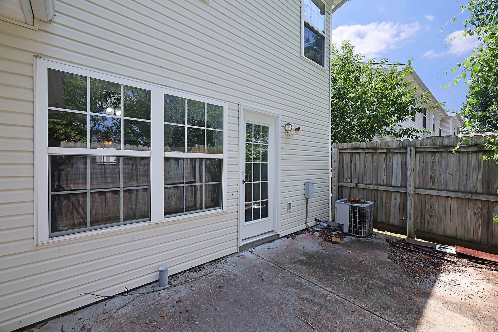 378 Arapaho Dr