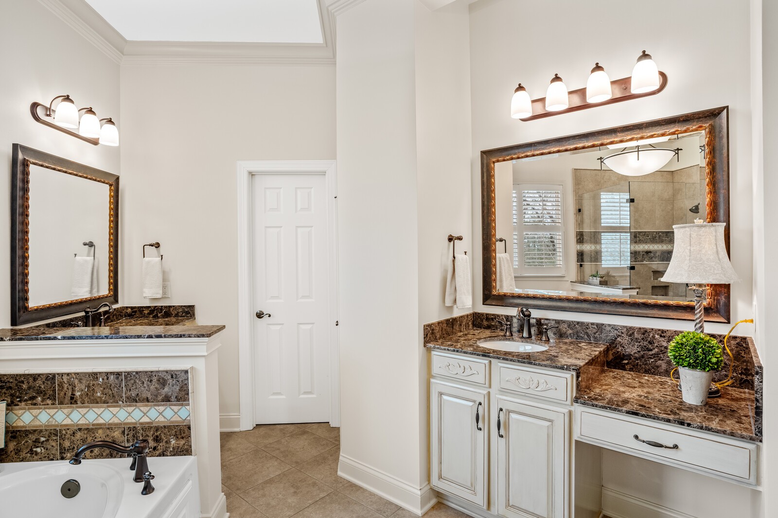 146 Allenhurst Cir