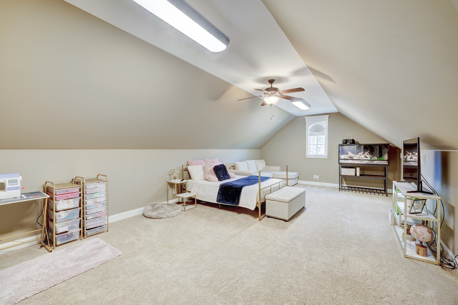 120 Rockingham Dr