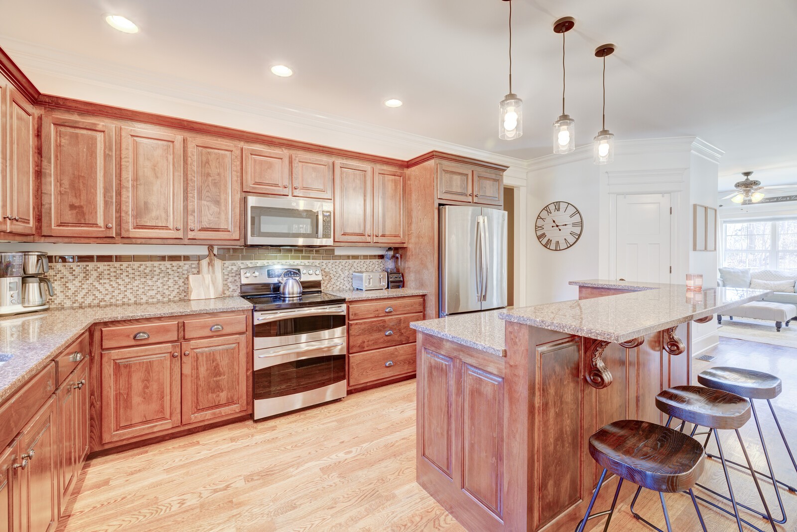 120 Rockingham Dr