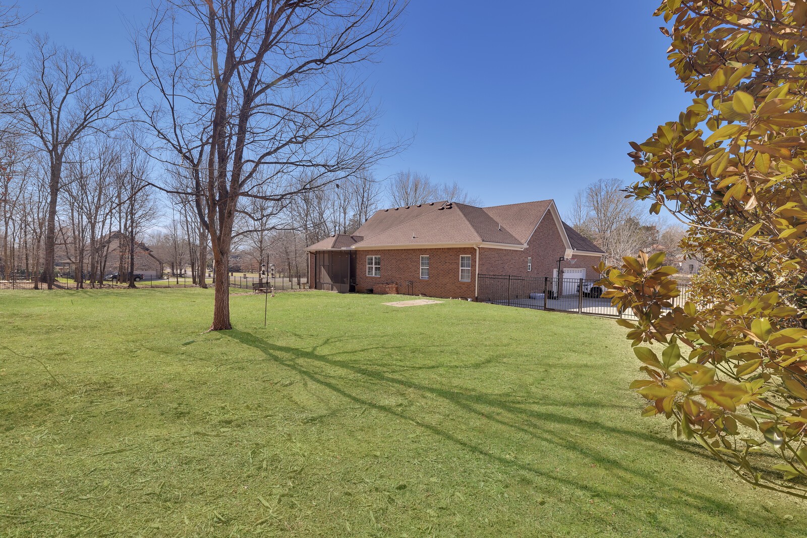 120 Rockingham Dr