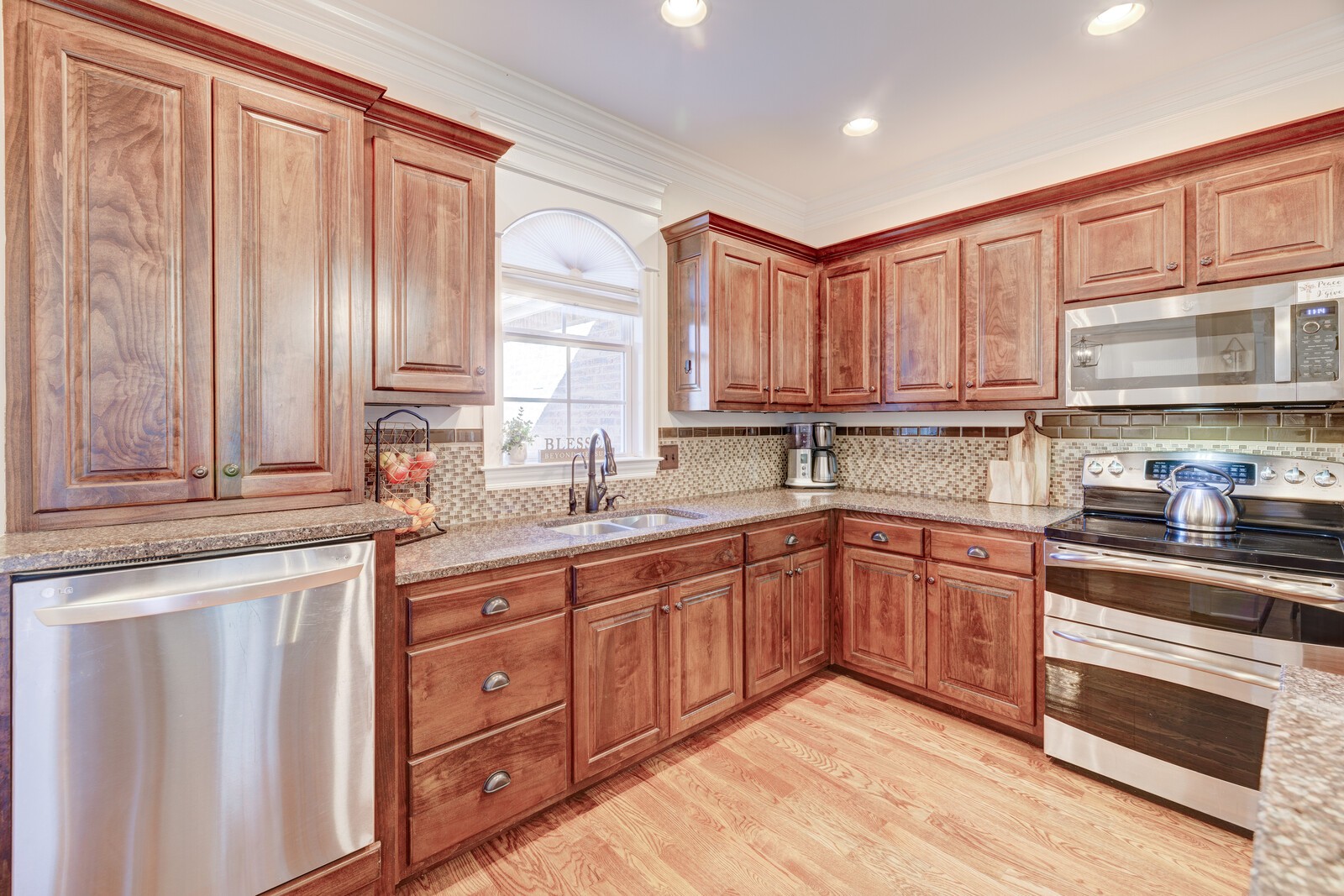 120 Rockingham Dr