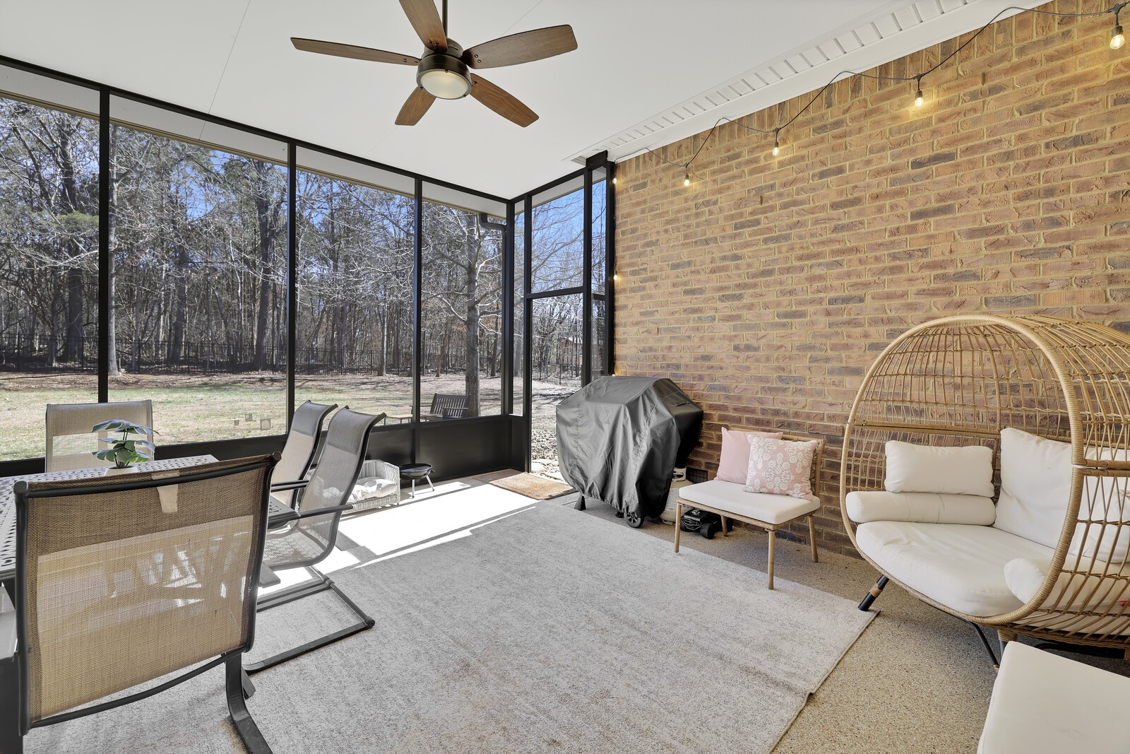 120 Rockingham Dr