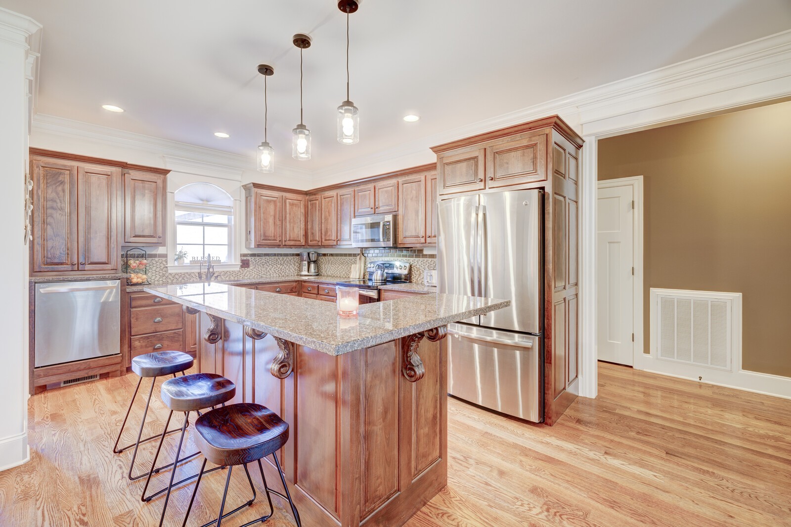 120 Rockingham Dr