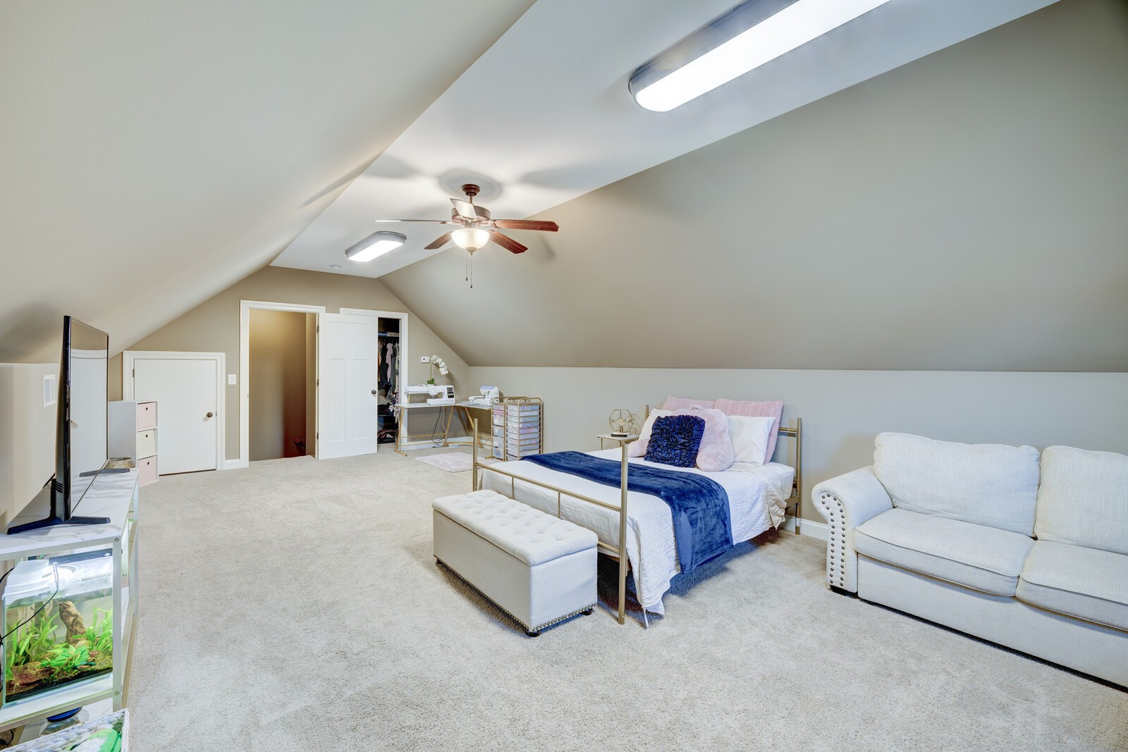 120 Rockingham Dr