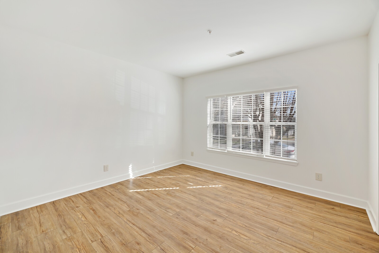 7231 Althorp Way Unit: R1