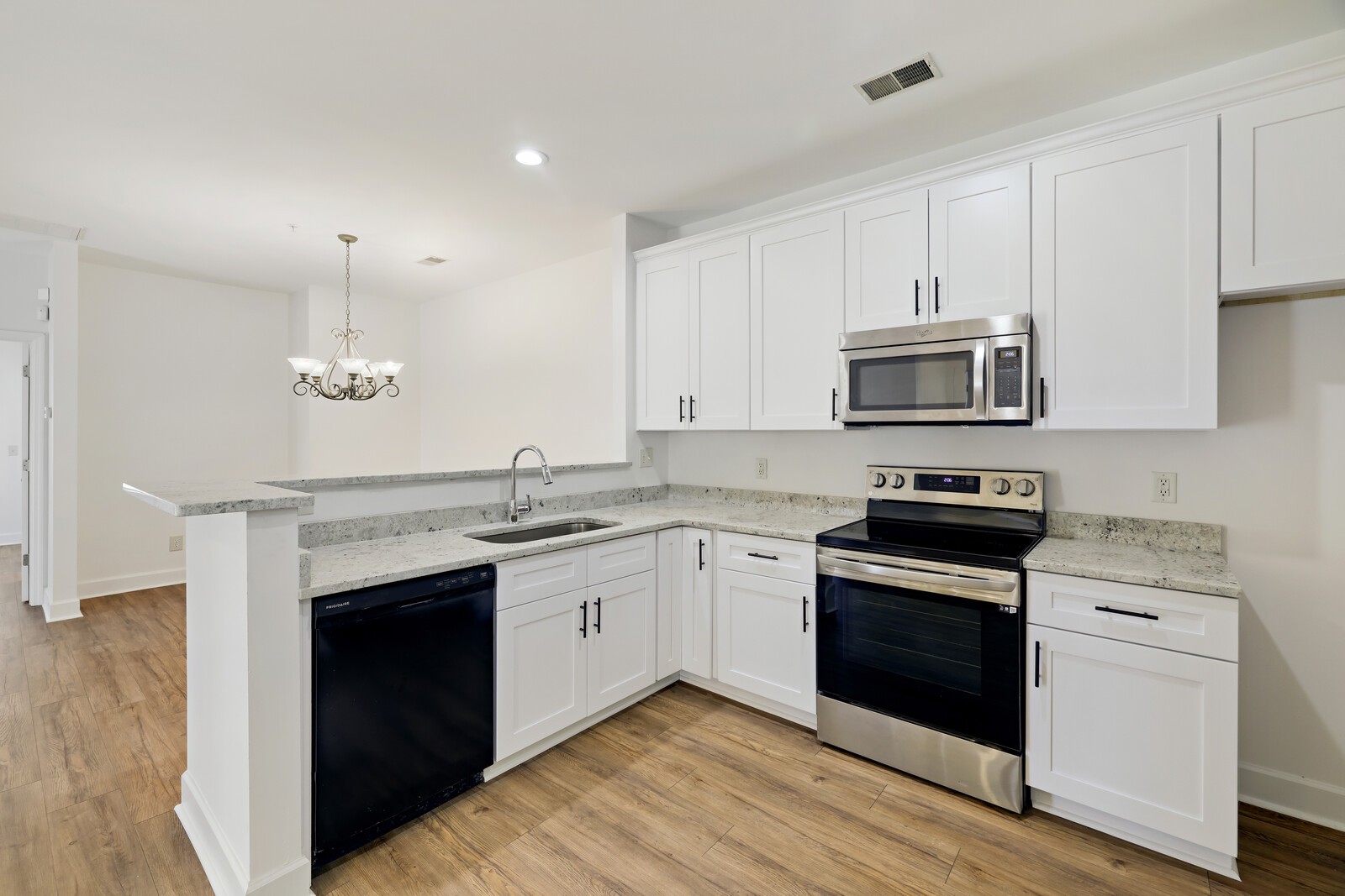 7231 Althorp Way Unit: R1