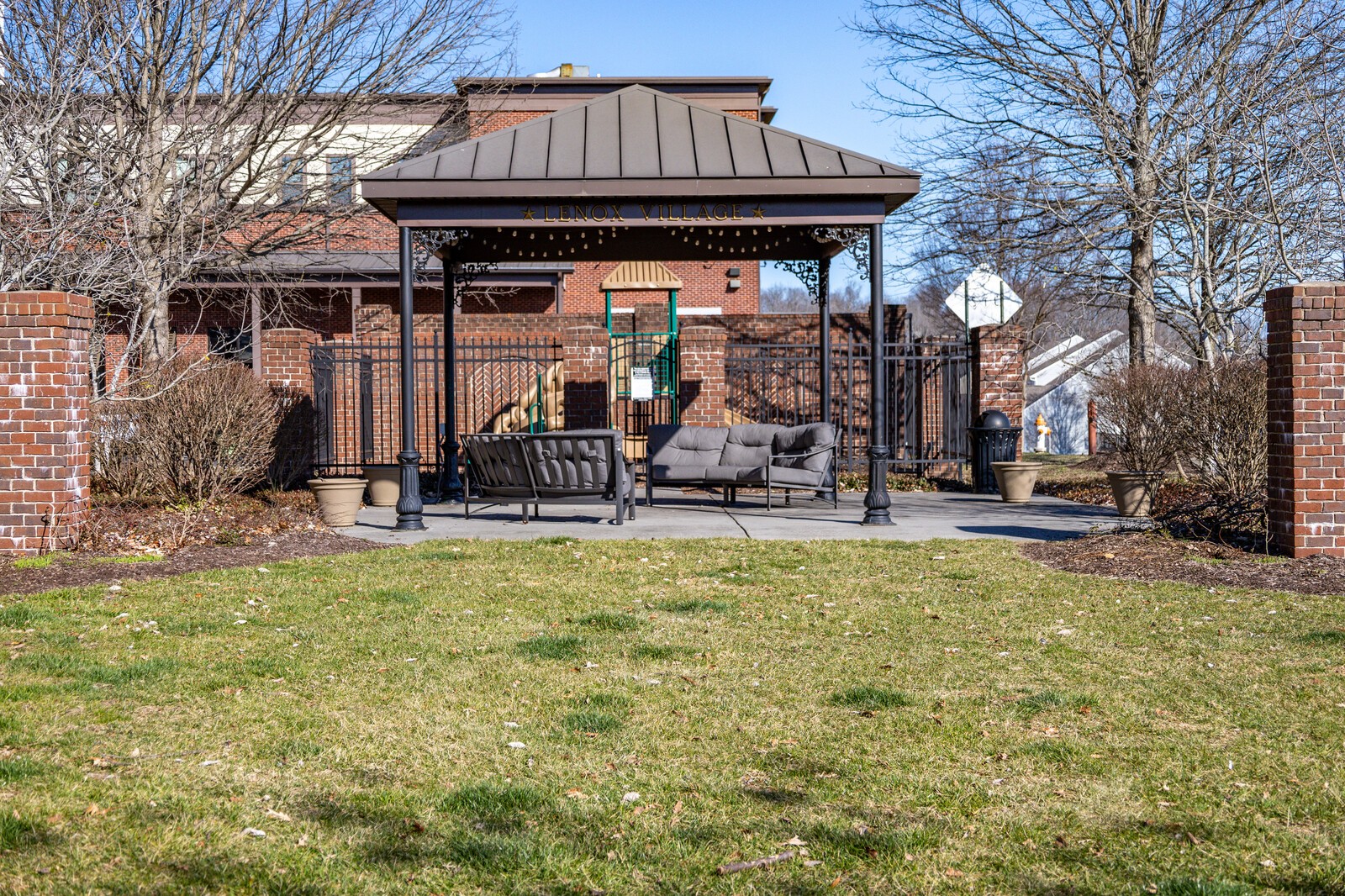 7231 Althorp Way Unit: R1