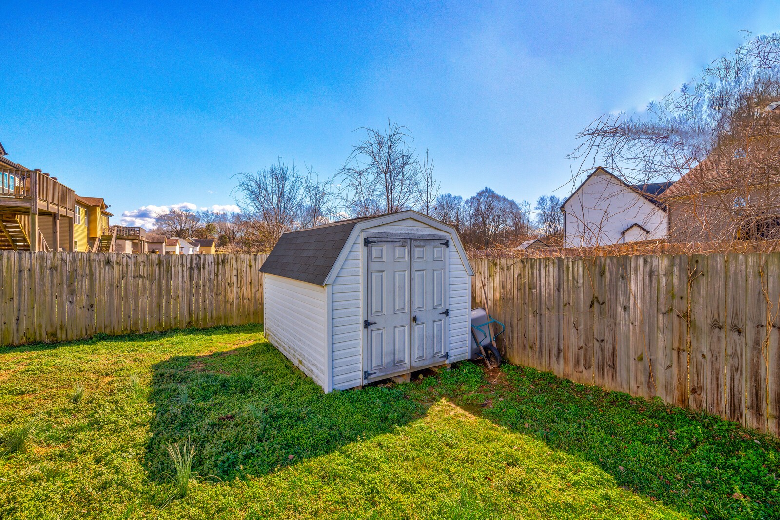 564 Tracy Ln