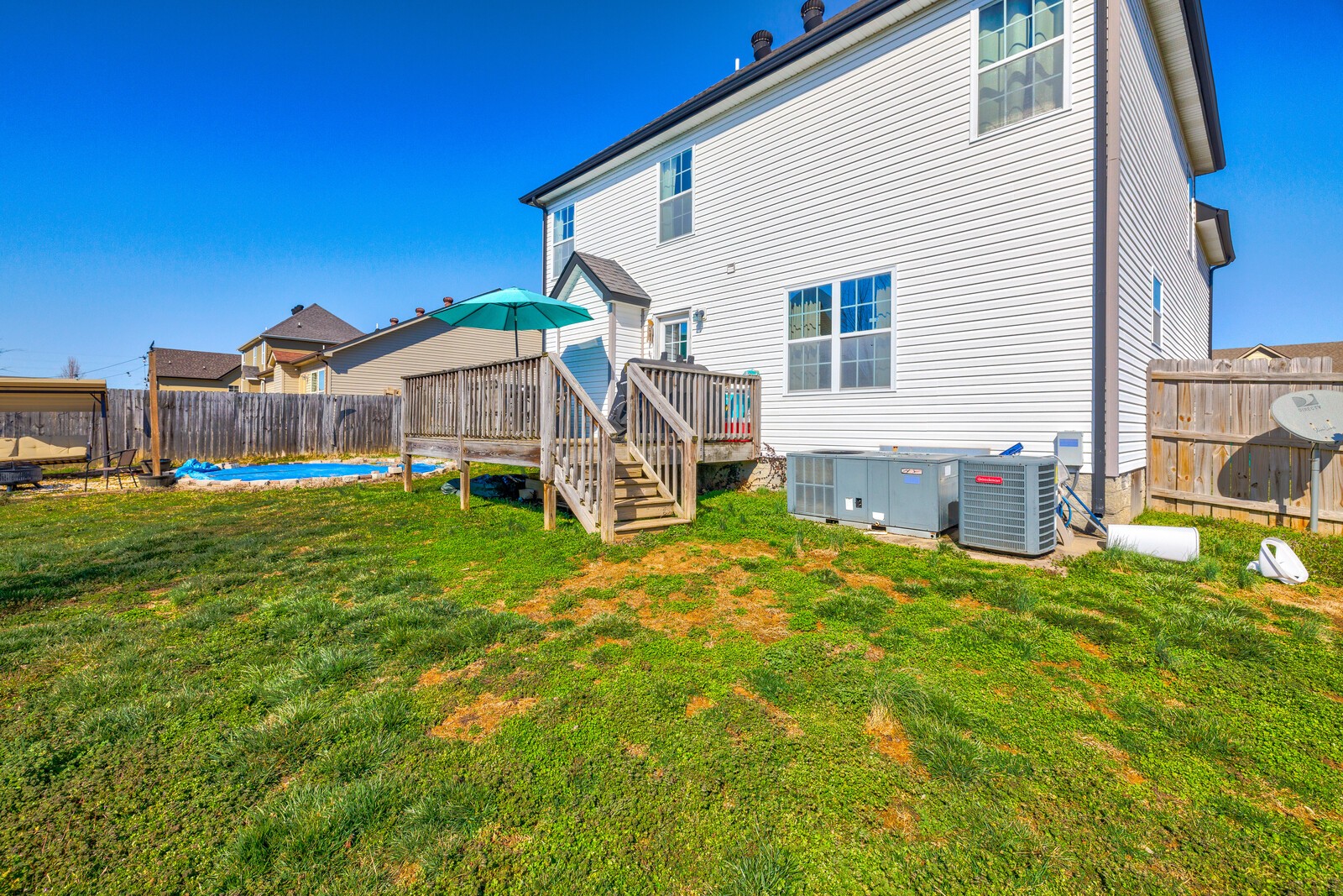 564 Tracy Ln