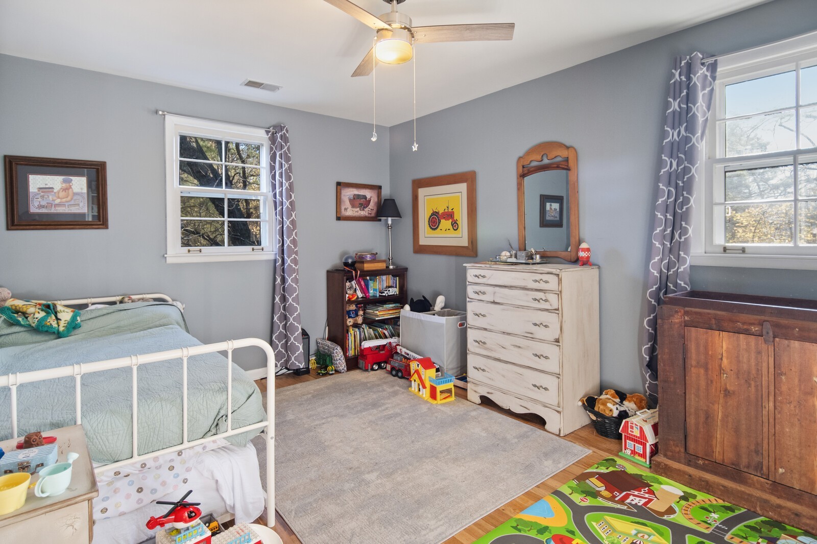 251 Willard Dr