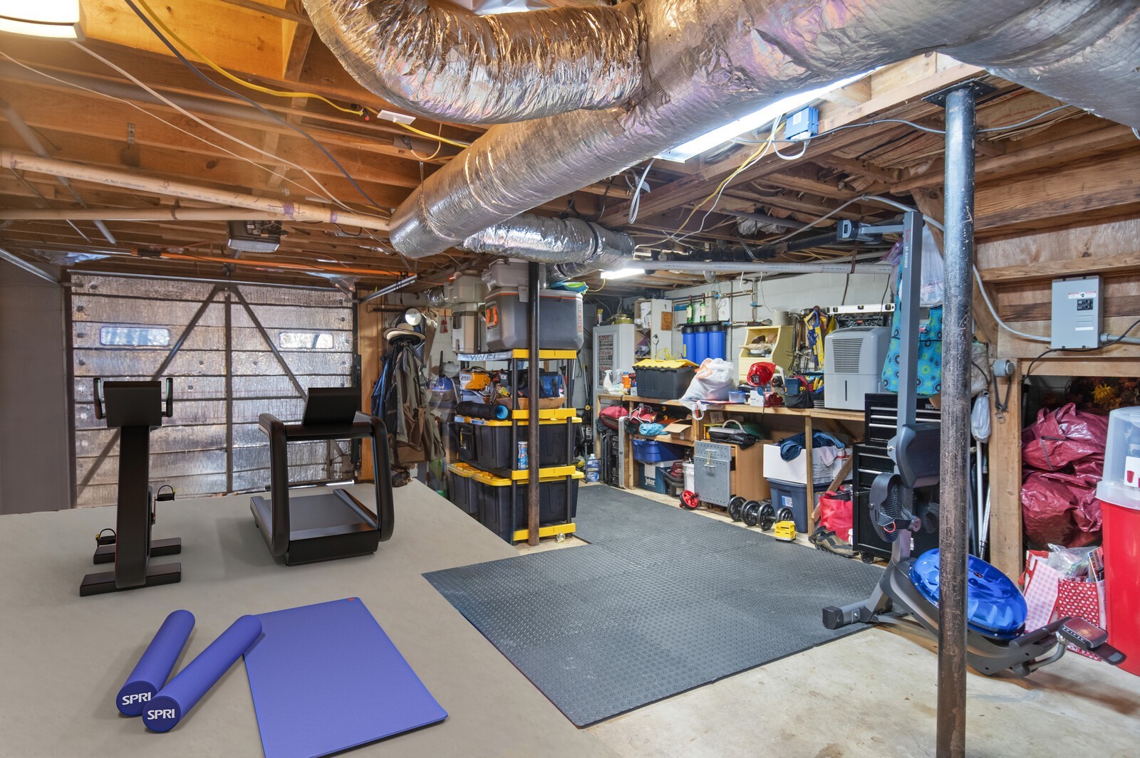 251 Willard Dr