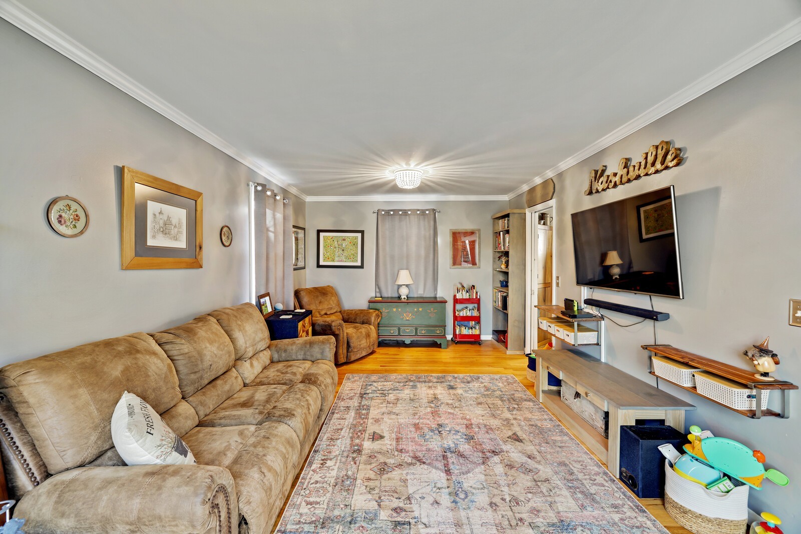 251 Willard Dr