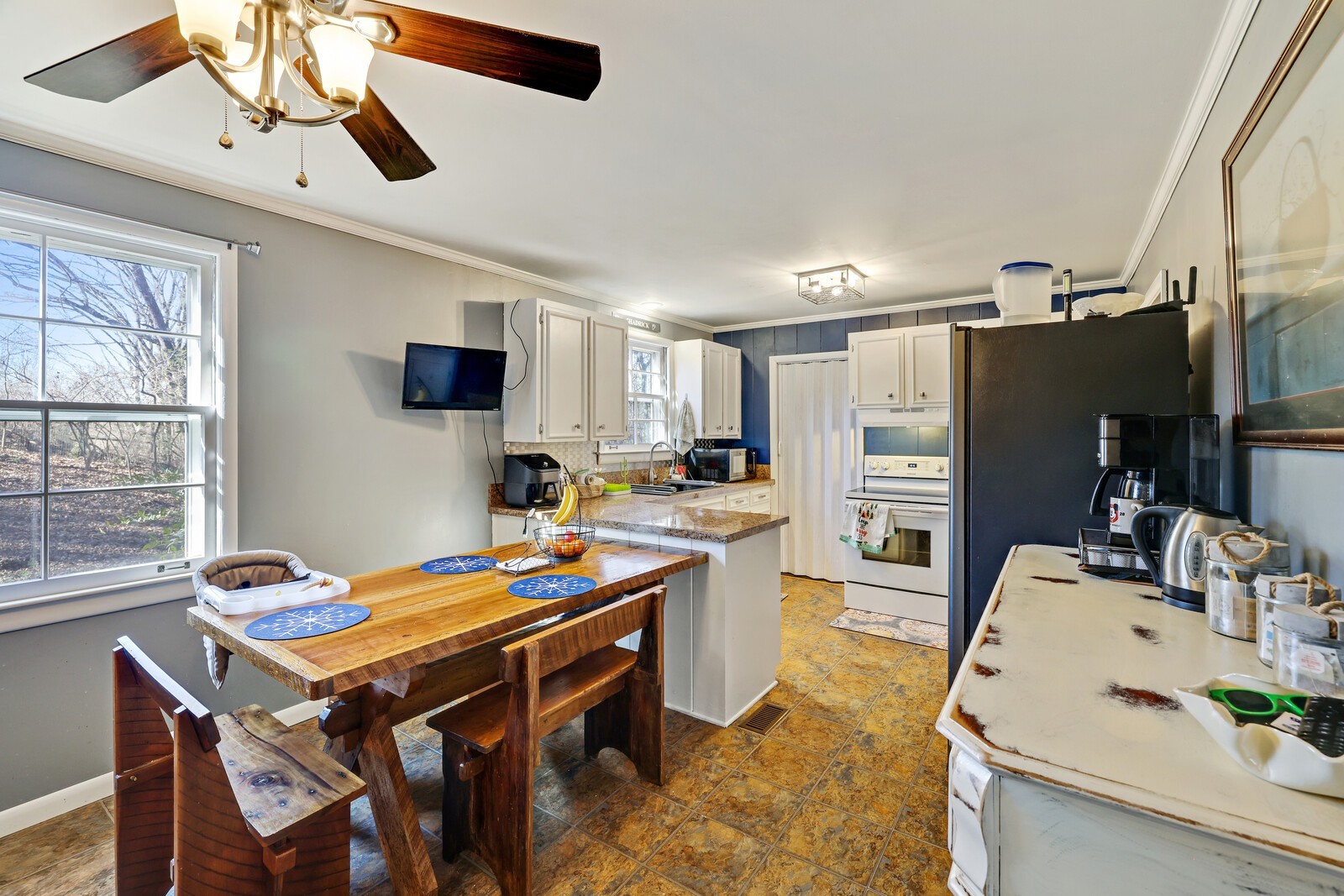251 Willard Dr