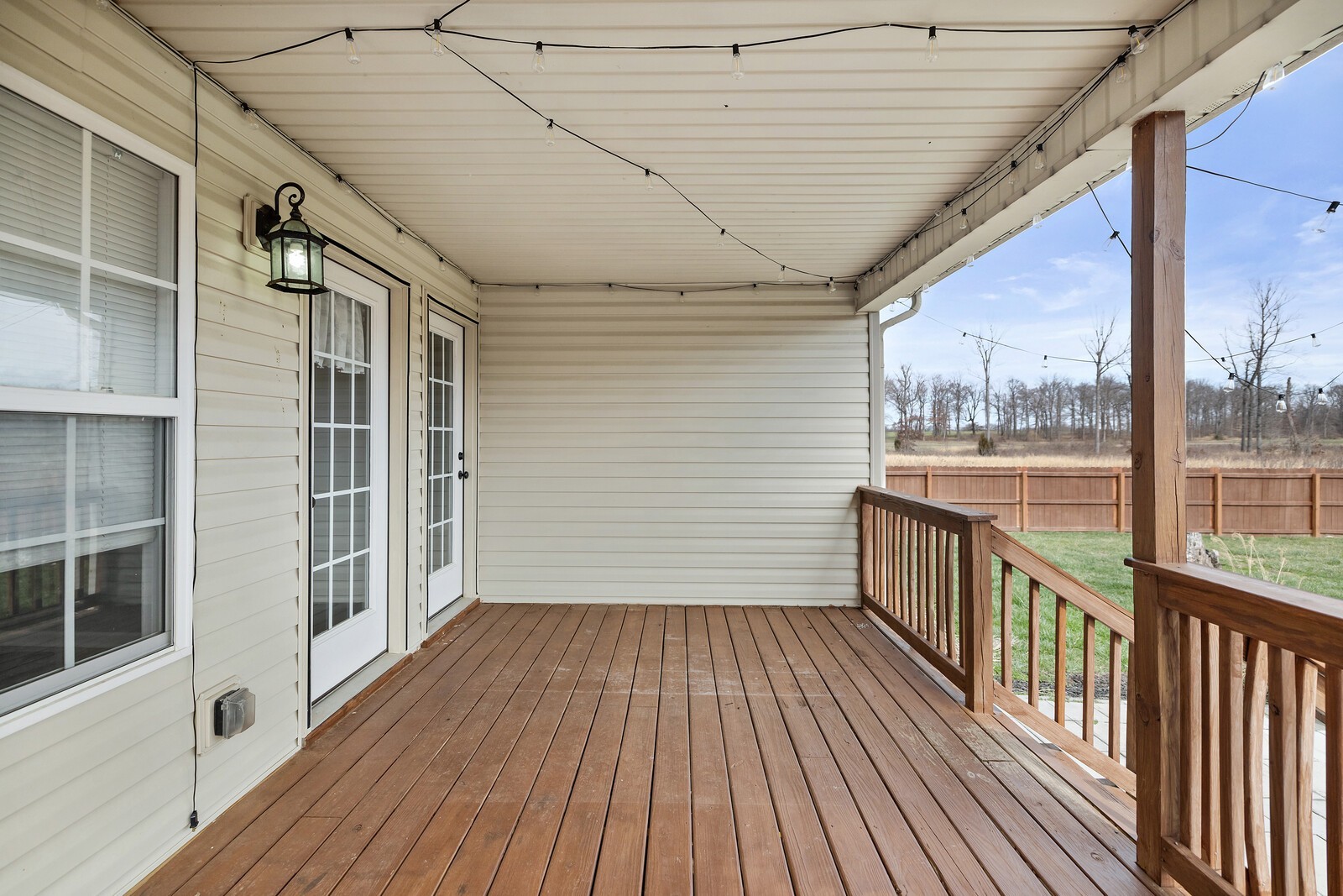 411 Palamino Ln