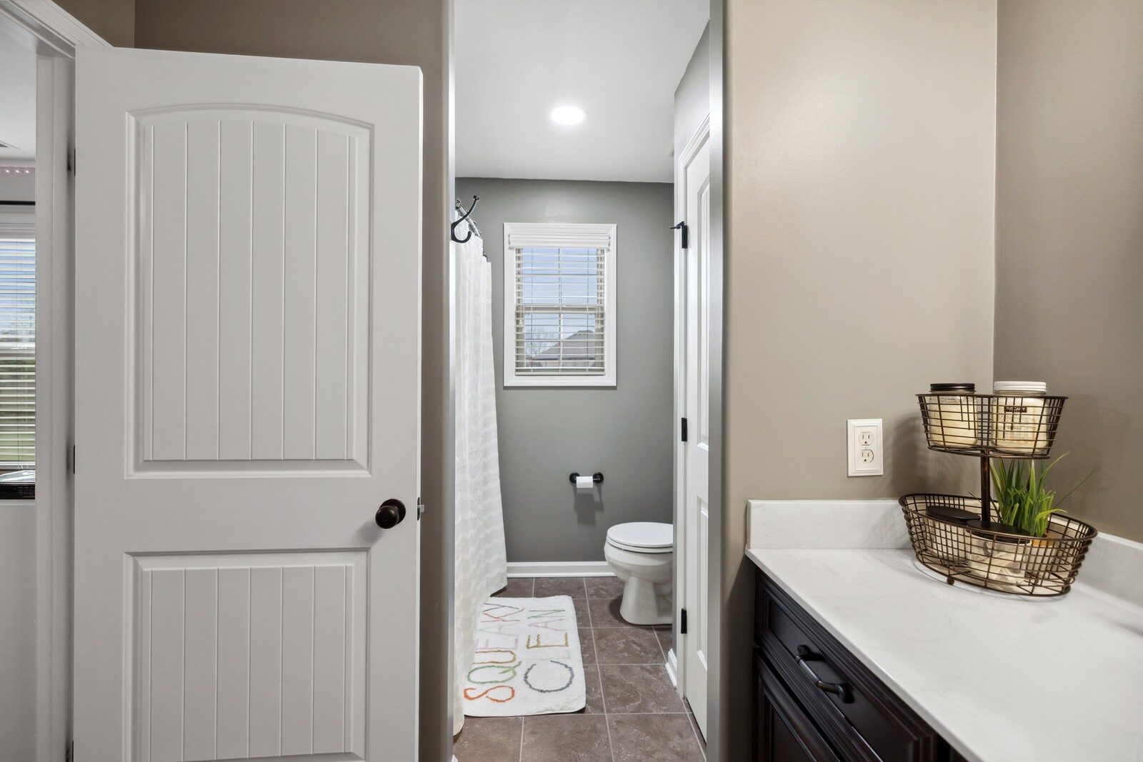 123 Alderwood Dr