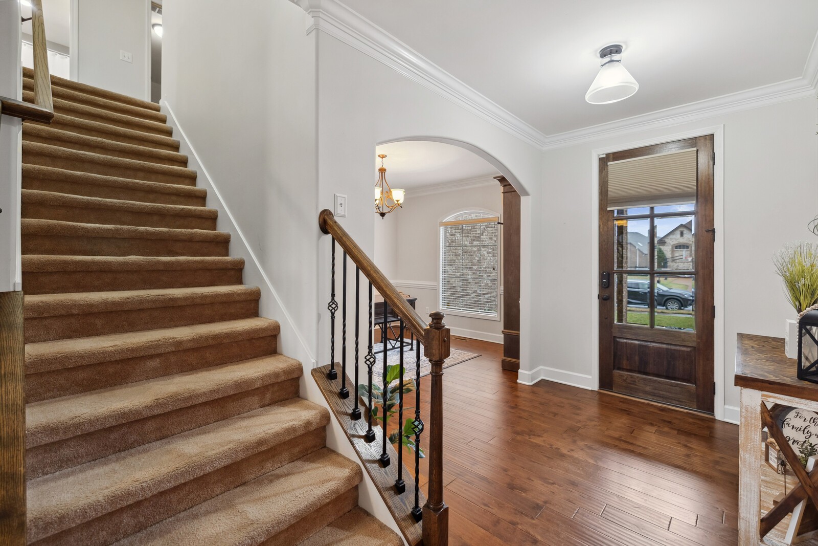 123 Alderwood Dr