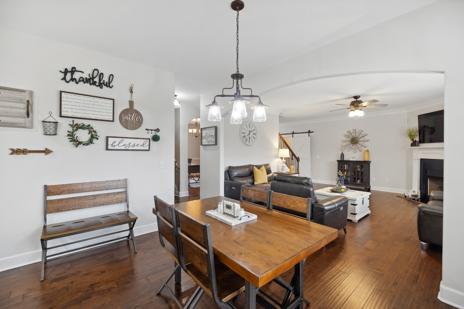 123 Alderwood Dr